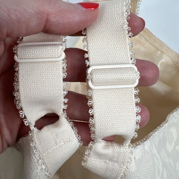 Underscore 48DD 48E Bra Unlined Wirefree Full Coverage Beige Lift Support Tan - Picture 6 of 14